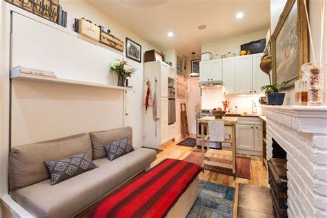 Couple Turns A 22 Sqm New York Apartment Into A Cozy Home