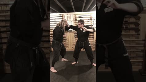Ninja Fighting Technique 🥷🏻 Tantojutsu Ninjutsu Martial Arts Weapons