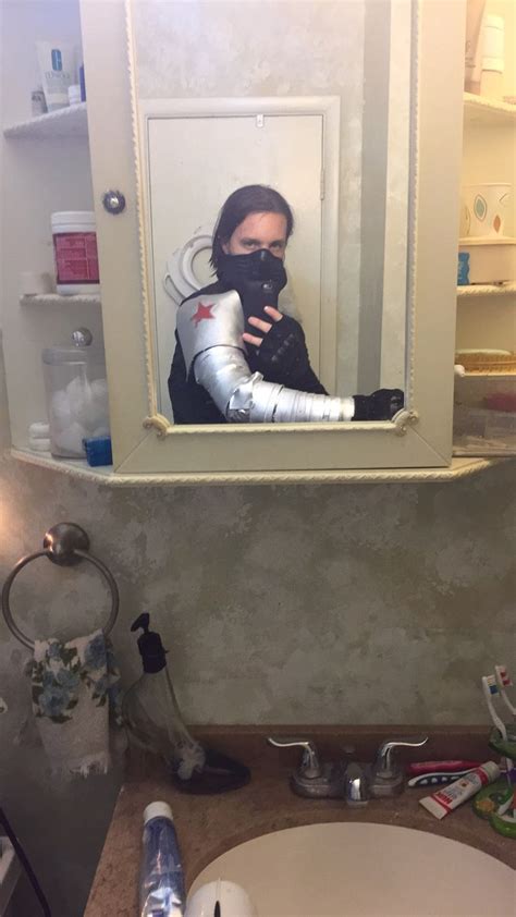 pin by rob parolisi on cosplay mirror selfie cosplay scenes