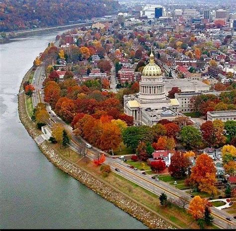 Charlestown Wv The Beautiful Gold Domed State Capitol Building Gleams