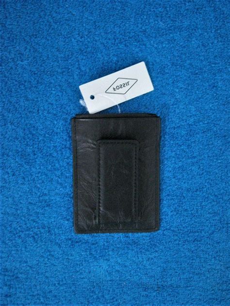 This is a review for a fossil magnetic money clip wallet. Fossil Mens Black Leather Front Pocket Wallet Magnetic