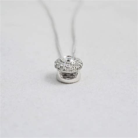 Diamond Cluster Pendant And Chain