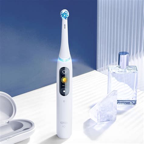 io™ series 8 electric toothbrush oral b