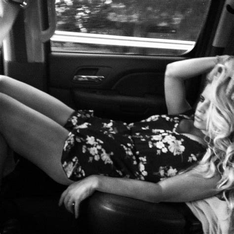 jessica simpson shows off her legs in a sexy selfie picture jessica simpson through the years