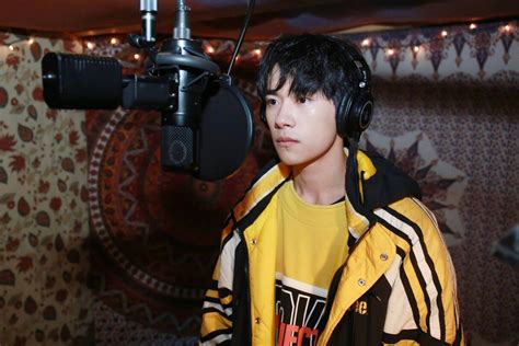 See more of yi yang qian xi on facebook. Ghim trên Yi Yang Qian Xi_TFBOYS_易烊千玺