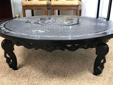 Stunning Chinese Black Lacquer Round Coffee Table With Detailed Mother
