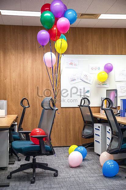 Office Birthday Party Scene Picture And Hd Photos Free Download On