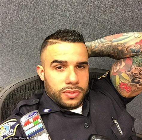 New York Sheriffs Deputy Miguel Pimentel Inundated With Female Attention Daily Mail Online