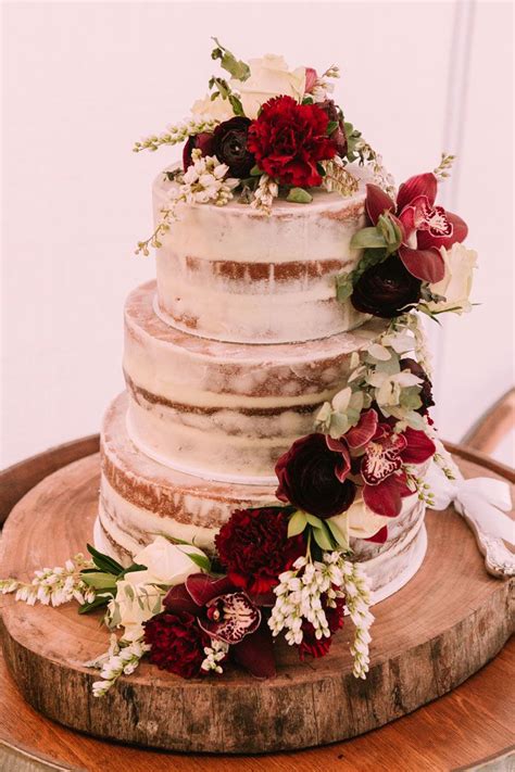 Wedding Cake With Flowers