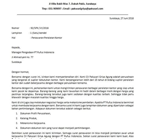 Sudah sewajarnya jika suatu pelaku bisnis akan melakukan contoh surat penawaran kerjasama jasa. Contoh Surat Penawaran Kerjasama Travel Agent Dengan Perusahaan - Contoh Seputar Surat