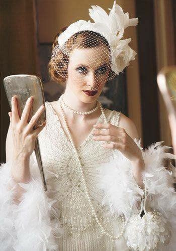 roaring twenties winter hats victorian crown jewelry dresses mansion brown white vestidos