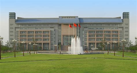 Zhèngzhōu dàxué), colloquially known in chinese as zhèngdà (郑大) and abbreviated as zzu is a public university located in zhengzhou, henan, china. Zhengzhou University - MBBS/BDS Fee 2020 - EaziLine ...