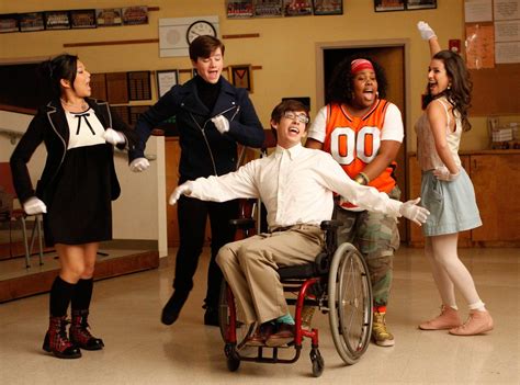 Fanfare From 20 Shocking Glee Secrets Revealed On Set Romances Devastating Tragedy And