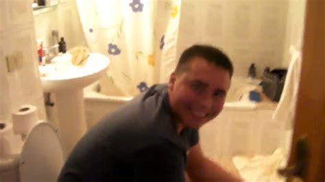 Simon On The Toilet Youtube