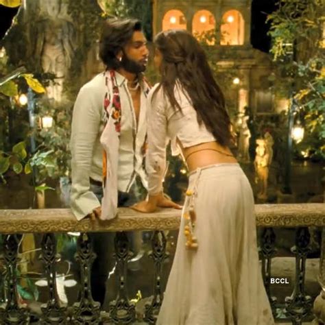 Deepika Padukone And Ranveer Singh In A Still From Sanjay Leela Bhansali S Bollywood Film Ram Leela
