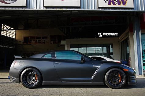 Nissan Gt R R35 Black With Bc Forged Hc053s Aftermarket Wheels Wheel