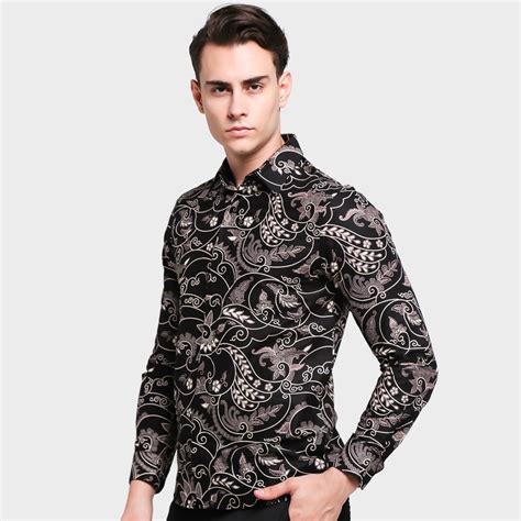 Model Baju Batik Pria Kombinasi Modern Terbaru