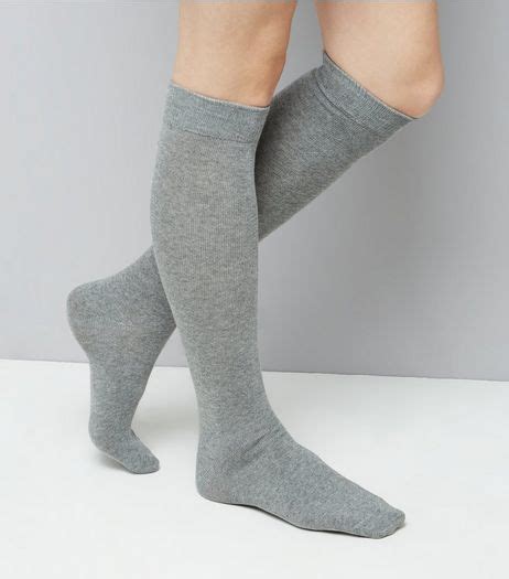 2 Pack Grey Knee High Socks New Look