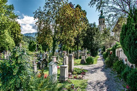Gräber Mit Geschichte Ein Spaziergang über Den Alten Friedhof