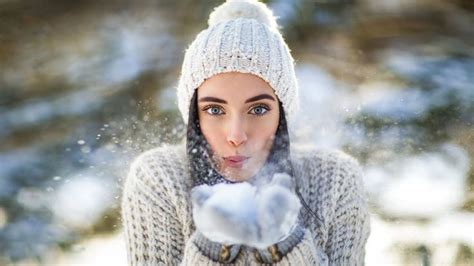Pin By Corylynn Bodero On Photography Winter Portraits Winter