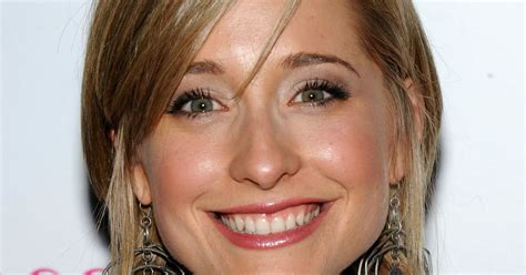 Smallville Actor Allison Mack Was Arrested In Connection To An Alleged Sex Cult