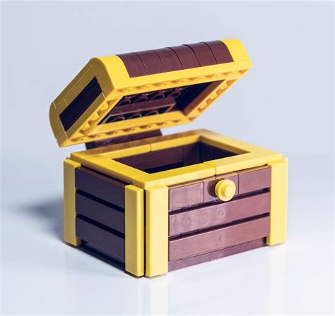 Treasure Chest It Opens Brick Kit Bricks And Full Color Instructions