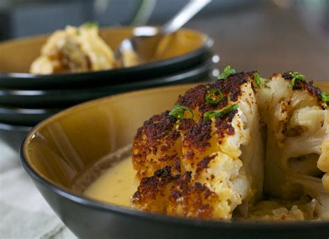 Published:7 dec '20updated:28 apr '21. Roasted Cauliflower with Cheddar Beer Cheese - What the Forks for Dinner?