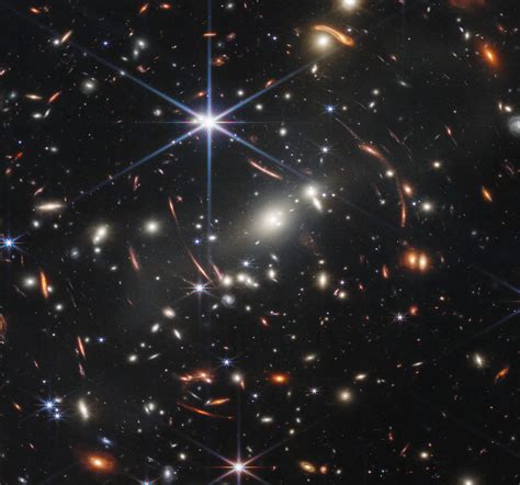 Le Télescope Spatial James Webb Photographie Les Galaxies Les Plus