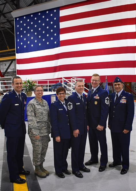 Change Of Command At Illinois Unit 932nd Airlift Wing Article Display