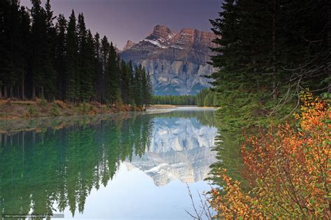 下载壁纸 两个杰克湖 班夫国家公园（banff National Park） 阿尔伯塔 加拿大 免费为您的桌面分辨率的壁纸