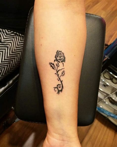 11 Tribal Rose Tattoo Ideas You Have To See To Believe Alexie