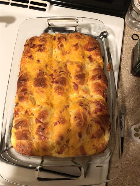 Just preheat oven to 375°f, and arrange your bacon on a slotted broiler pan (or a wire cooling rack over a rimmed baking sheet) and. HOMEMADE Bacon egg and cheese croissant casserole : food