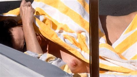 Charlize Theron Nude Sunbathing Photos Jihad Celebs The Best