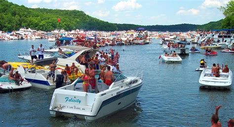 The lake of the ozarks party cove is one of the wildest lake party spots in the usa, it has gone wild!. 10 Best Party Coves in America - boats.com