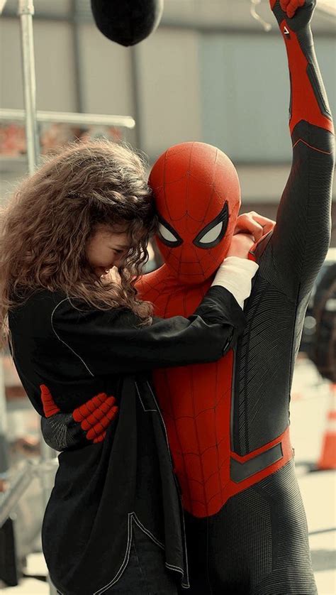 Zendaya and tom holland have seemingly confirmed that they're dating in real life! #aesthetic #spiderman #couplequotes | Spiderman, Tom ...
