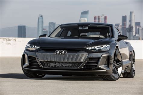 Audi design boss marc lichte is adamant that it will look little different from the striking concept. Audi E-Tron GT Coupe Rendered as Electric Flagship ...
