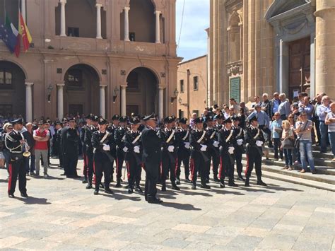 Marsala Grande Folla Al Funerale Del Carabiniere Ucciso La Repubblica