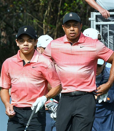 Tiger Woods Son Charlie Fist Bump At Pnc Championship Photo