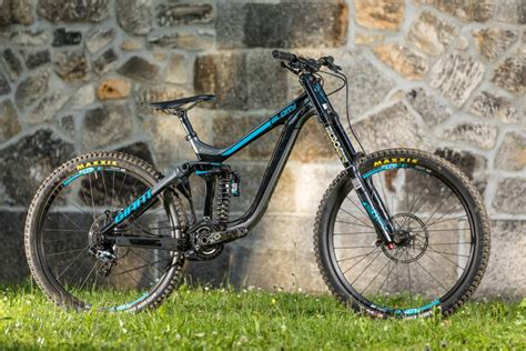 Kettenführung giant neu und gebraucht kaufen oder verkaufen. Test: Giant Glory Advanced 0 Mountainbike 2017 - world of ...