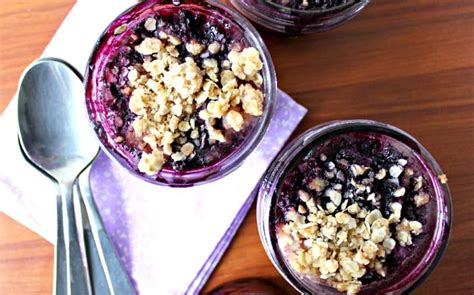 These healthy blueberry muffins are full of protein, fiber and are naturally sweetened using fruit and maple syrup. Healthy Gluten Free Desserts - Individual Blueberry Crisp