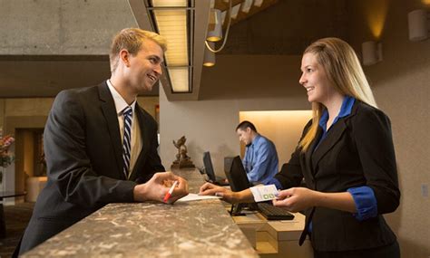 6 Reasons Why Good Hospitality Management Is So Important ...