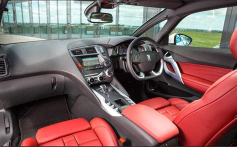 It's a photo and quick video showing the ioniq 5's interior. DS 5 | CAR Magazine