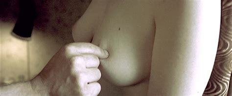 Nude Video Celebs Emily Watson Nude Breaking The Waves 1996