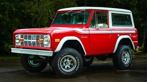 Red And White 1975 Ford Bronco Sport Is A 390 Hp Blueprint Of Restomod