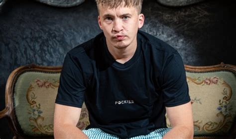 Watch trailers & learn more. Rapper Snelle komt met eigen boxershort | Deventer Post