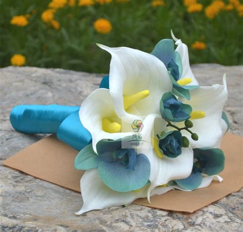 Handmade Artificial Flower Wedding Flower Bride Holding Flowers Blue