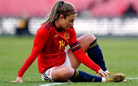 Top Hottest Female Football Players Of
