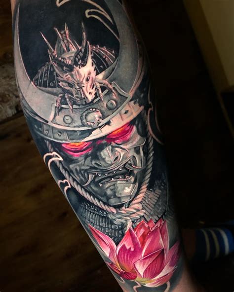 Believe me samurai shoulder tattoos are the best. Samurai Mask, tattoo by Guillermo Moreno : Best_tattoos