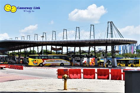 Causeway link is one the famous bus companies around in malaysia that has been providing express bus services to various towns and cities not only within malaysia, but also within singapore. Larkin Sentral Bus Terminal | Causeway Link