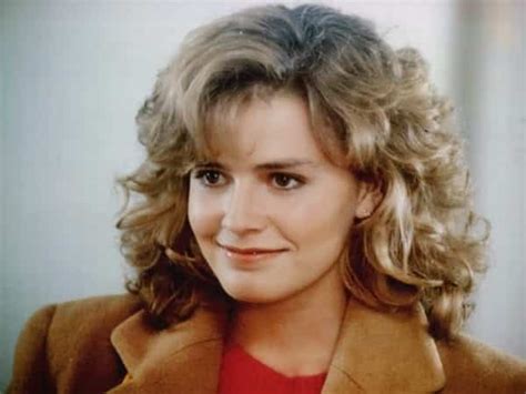Submitted 3 years ago by rajulamichhane. 11 Excellent Elisabeth Shue Hairstyle Pictures